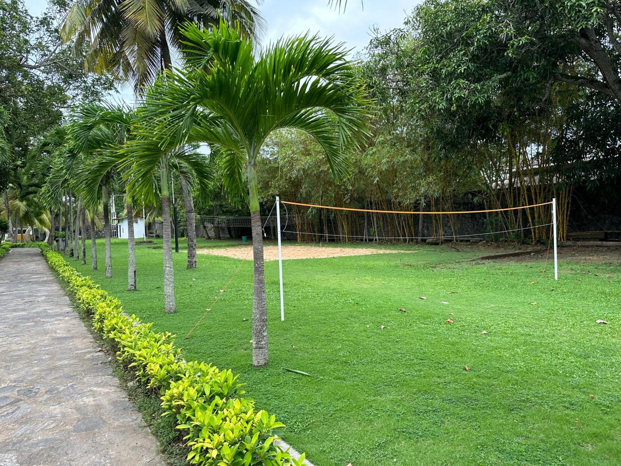 Resort Amaluna