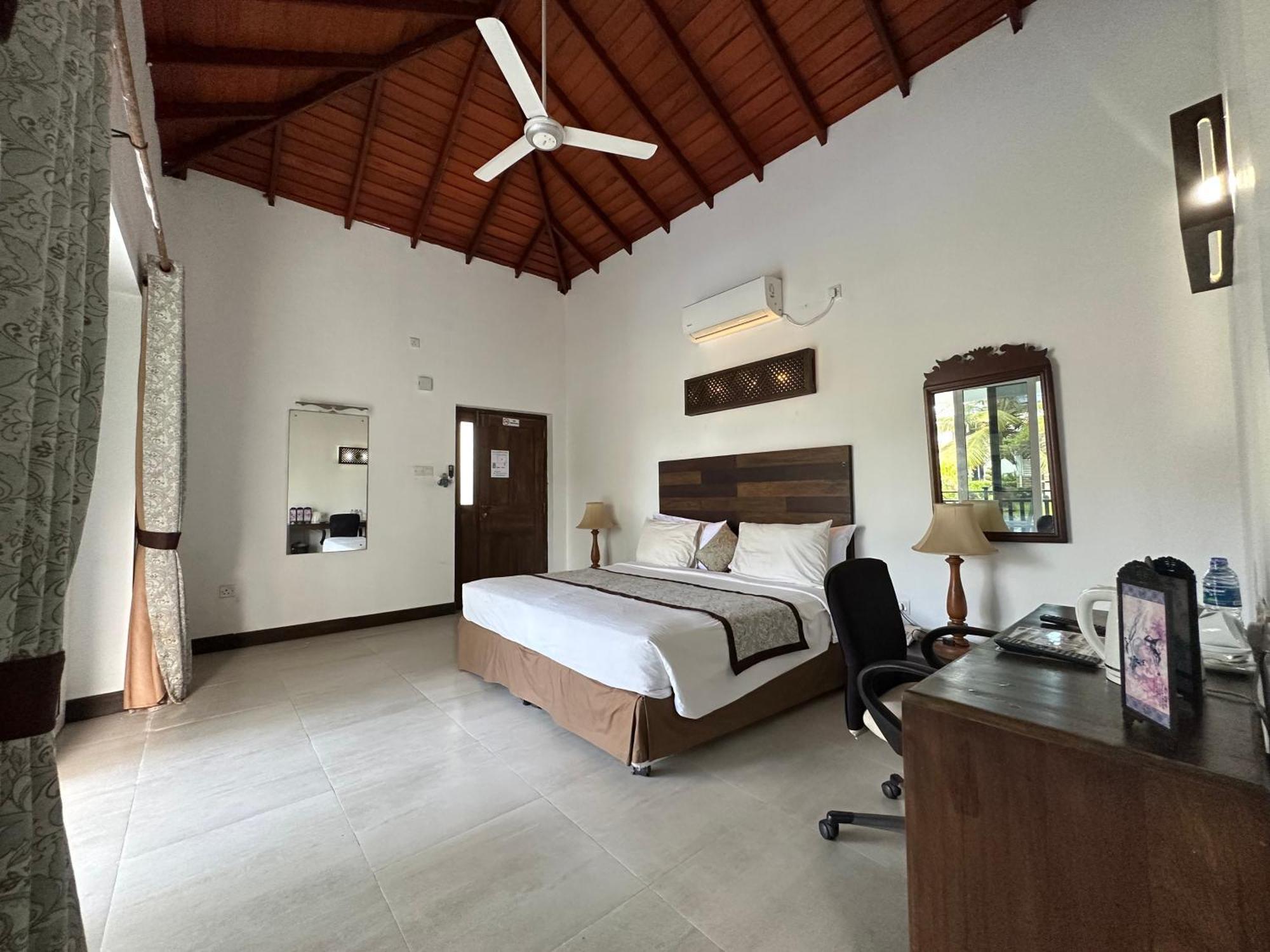 सहारा Amaluna Negombo